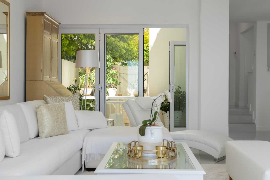 3 Bedroom Property for Sale in Camps Bay Western Cape